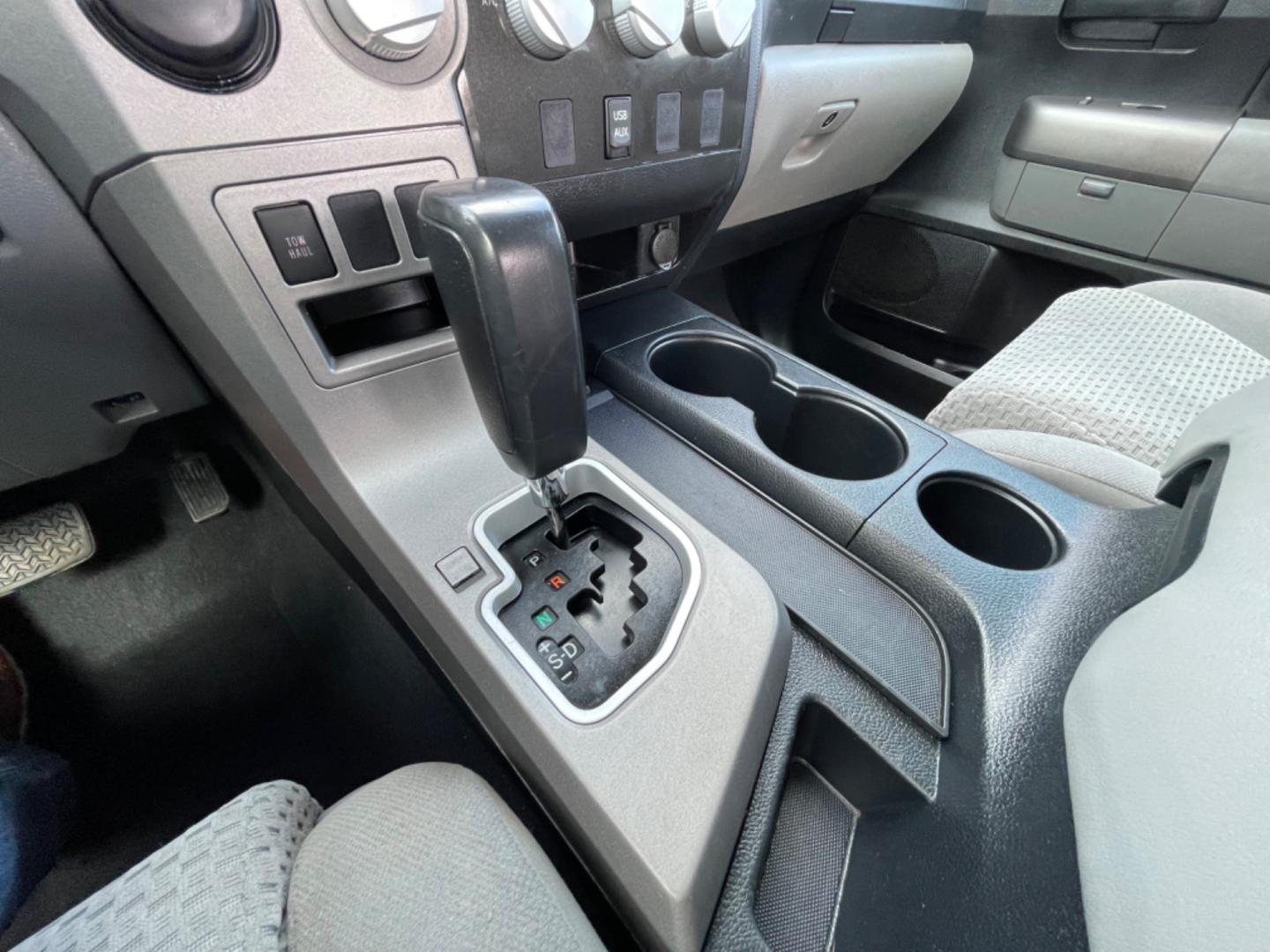 2012 Gray /Silver Toyota Tundra (5TFEY5F17CX) , located at 1501 West 15th St., Houston, 77008, (713) 869-2925, 29.797941, -95.411789 - Photo#12